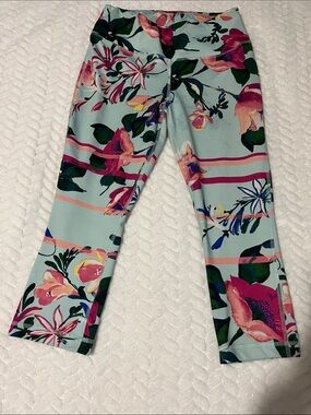 ZELOS Mint Floral Capri Leggings with Pink & Green Blooms